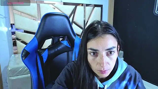 Maily a  online show from 9, 4, 2026