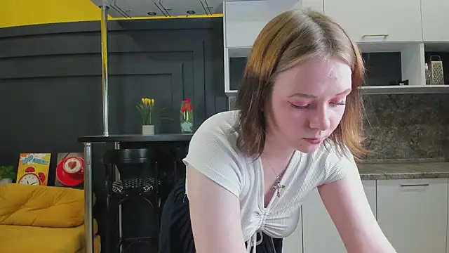 Snapshot of Sophi_X chatting on 14, 10, 2025 Sophi X online show from 14, 10, 2025