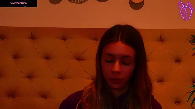 CoraVex online show from 1, 10, 2025