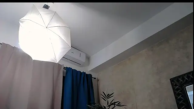 SaraElise online show from 10, 5, 2026