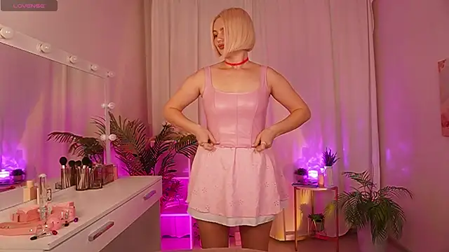 Snapshot of Amelia_Wells chatting on 13, 10, 2025 Amelia Wells online show from 13, 10, 2025