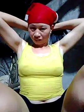 Snapshot of donna-bae chatting on 15, 4, 2026 donna-bae online show from 15, 4, 2026