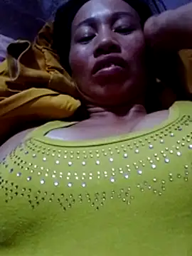 Snapshot of donna-bae chatting on 17, 4, 2026 donna-bae online show from 17, 4, 2026