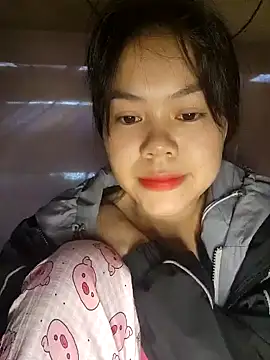 Snapshot of CicumBae chatting on 2, 11, 2025 CicumBae online show from 2, 11, 2025