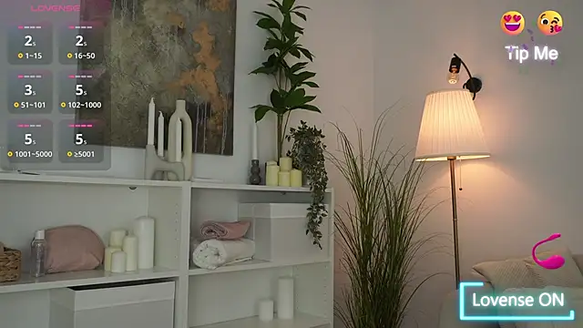 Snapshot of adisson_fox chatting on 24, 10, 2025 adisson fox online show from 24, 10, 2025