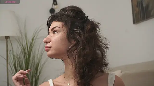 Snapshot of adisson_fox chatting on 21, 11, 2025 adisson fox online show from 21, 11, 2025