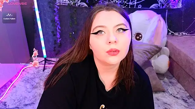 Marshmallowbeauty online show from 20, 12, 2025