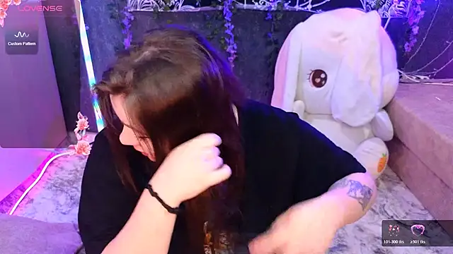 Marshmallowbeauty online show from 21, 12, 2025