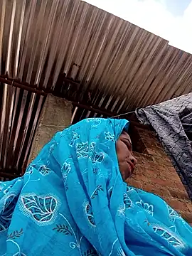 Snapshot of Hott_locky chatting on 2, 10, 2025 Hott locky online show from 2, 10, 2025