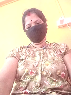 Snapshot of Hott_locky chatting on 2, 11, 2025 Hott locky online show from 2, 11, 2025