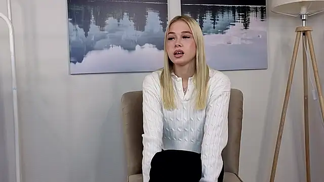 Snapshot of MarniOrdway chatting on 17, 9, 2025 MarniOrdway online show from 17, 9, 2025