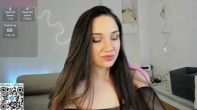 Helen Spark online show from 5, 11, 2025