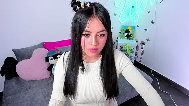 Snapshot of lilielou_ chatting on 2, 2, 2026 lilielou online show from 2, 2, 2026