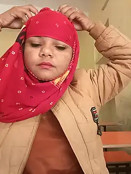 Hot Shredha online show from 10, 11, 2025