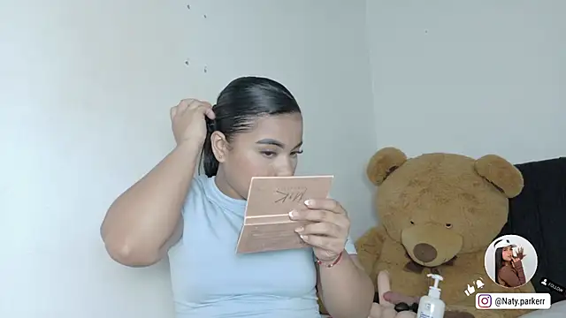 Snapshot of Natashaparker__ chatting on 8, 5, 2026 Natashaparker online show from 8, 5, 2026
