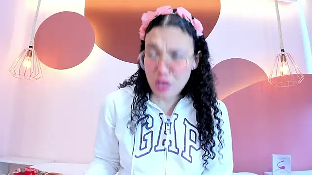 SweetStarr  online show from 29, 9, 2025