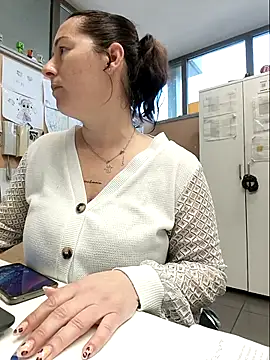 Snapshot of bichota85 chatting on 27, 2, 2026 bichota85 online show from 27, 2, 2026