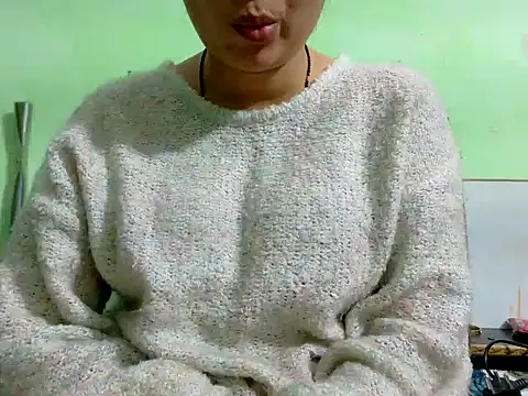 Sophia James  online show from 8, 1, 2026