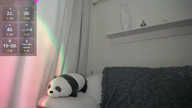 Snapshot of Ange_Lus chatting on 9, 10, 2025 Ange Lus online show from 9, 10, 2025