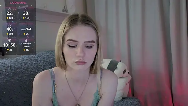 Snapshot of Ange_Lus chatting on 20, 10, 2025 Ange Lus online show from 20, 10, 2025