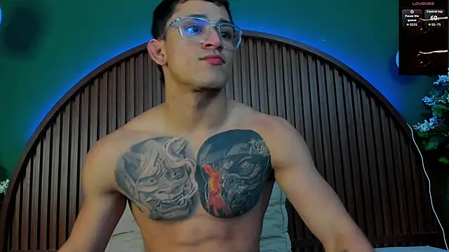 Snapshot of JeergMuscle chatting on 29, 10, 2025 JeergMuscle online show from 29, 10, 2025