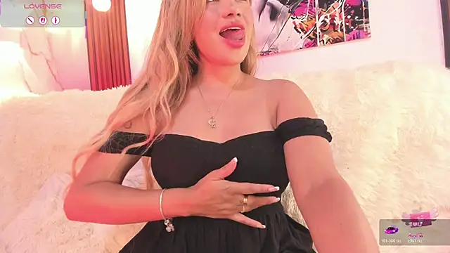 Agatha210 online show from 15, 6, 2026