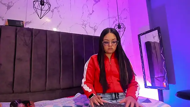 Snapshot of Kitty_chs1 chatting on 2, 10, 2025 Kitty chs1 online show from 2, 10, 2025