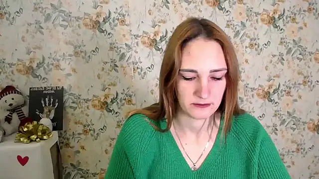 Milana Cutie  online show from 29, 10, 2025