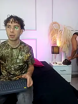 Violet and Paul online show from 20, 10, 2025