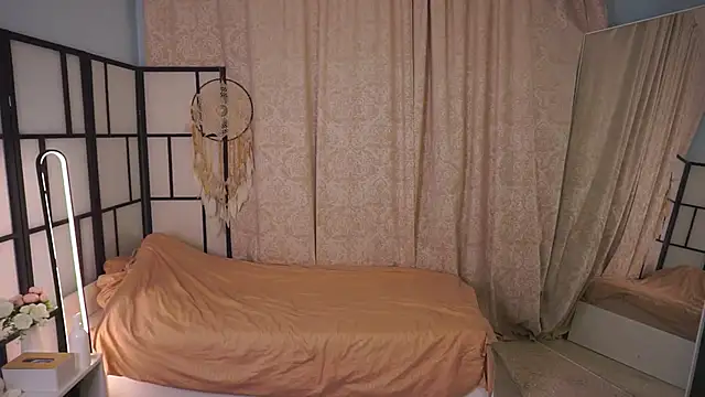 Snapshot of JinnySitts chatting on 24, 9, 2025 JinnySitts online show from 24, 9, 2025