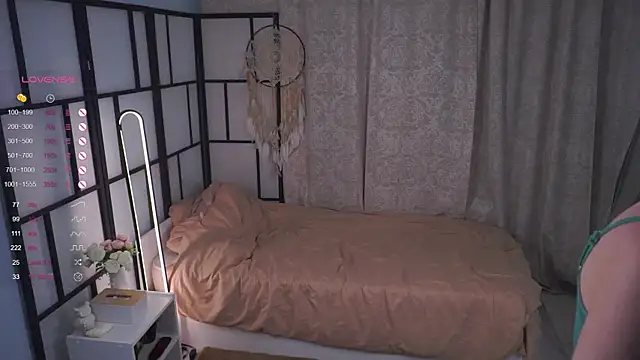 Snapshot of JinnySitts chatting on 26, 9, 2025 JinnySitts online show from 26, 9, 2025