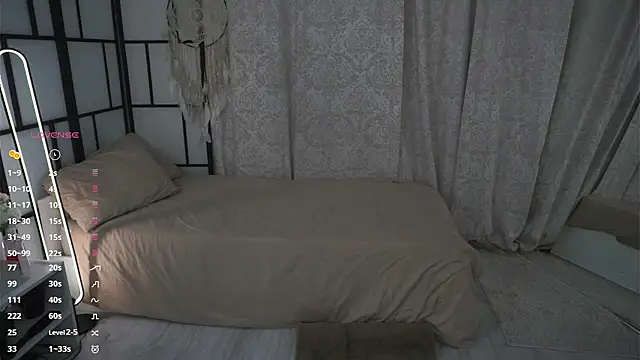 Snapshot of JinnySitts chatting on 5, 10, 2025 JinnySitts online show from 5, 10, 2025