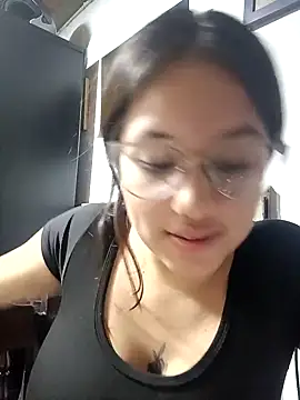 Snapshot of Alice_Reyes_ chatting on 21, 9, 2025 Alice Reyes online show from 21, 9, 2025