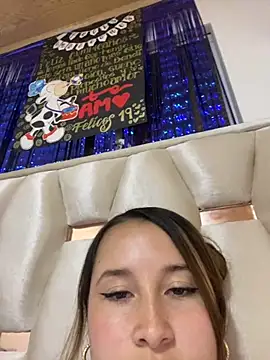 Swet Violet online show from 23, 9, 2025