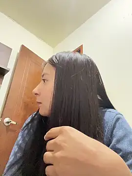 Snapshot of Karlee_Grey1 chatting on 20, 9, 2025 Karlee Grey1 online show from 20, 9, 2025