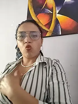 Snapshot of MILA__06 chatting on 1, 10, 2025 MILA 06 online show from 1, 10, 2025