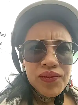 Snapshot of MILA__06 chatting on 6, 10, 2025 MILA 06 online show from 6, 10, 2025