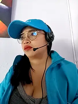 Snapshot of MILA__06 chatting on 17, 10, 2025 MILA 06 online show from 17, 10, 2025