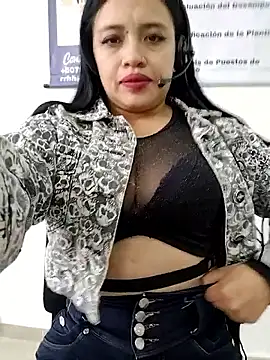 Snapshot of MILA__06 chatting on 8, 11, 2025 MILA 06 online show from 8, 11, 2025