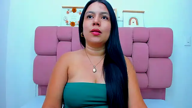 TessaCollinns online show from 16, 10, 2025