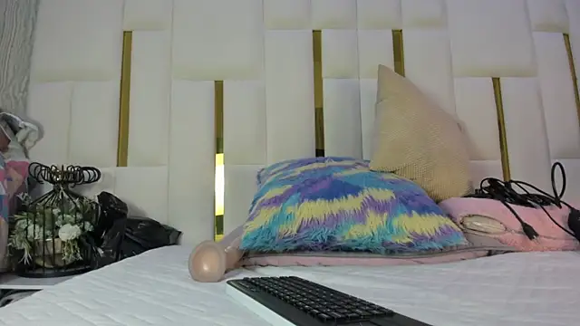 Snapshot of mia_vy chatting on 23, 3, 2026 mia vy online show from 23, 3, 2026