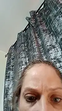 Snapshot of curvybabe88 chatting on 13, 11, 2025 curvybabe88 online show from 13, 11, 2025