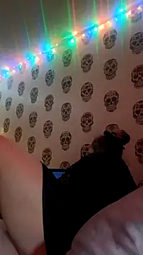 Snapshot of curvybabe88 chatting on 13, 1, 2026 curvybabe88 online show from 13, 1, 2026