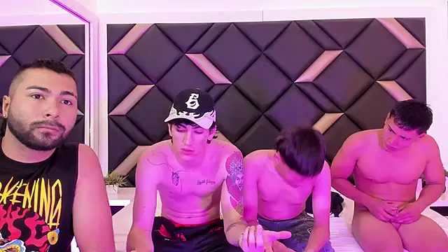 Snapshot of Hot_Threesomee chatting on 28, 10, 2025 Hot Threesomee online show from 28, 10, 2025