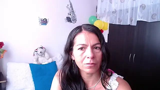Snapshot of camilavargas_ chatting on 25, 9, 2025 camilavargas online show from 25, 9, 2025