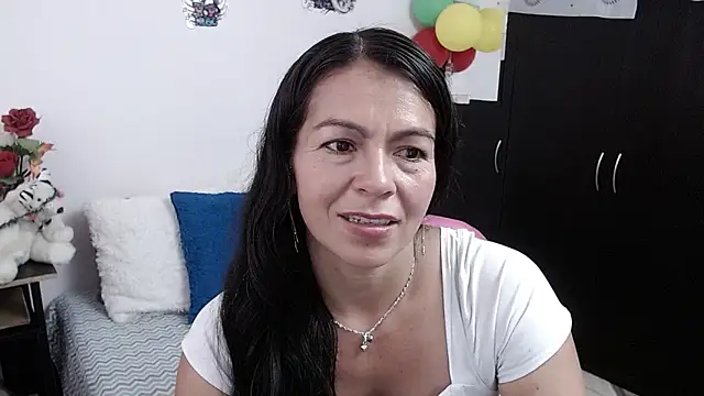 Snapshot of camilavargas_ chatting on 27, 9, 2025 camilavargas online show from 27, 9, 2025