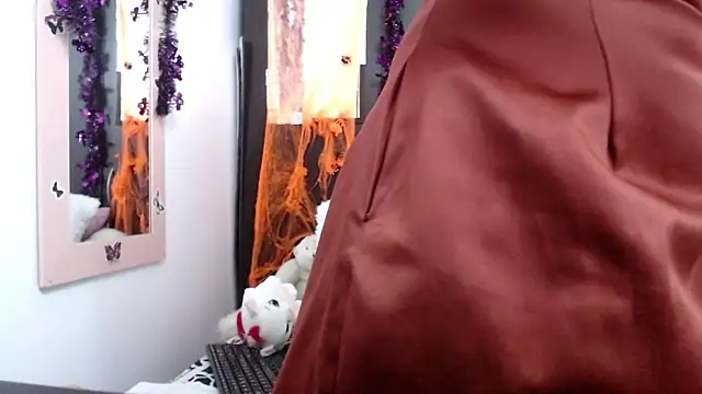 Snapshot of camilavargas_ chatting on 18, 10, 2025 camilavargas online show from 18, 10, 2025