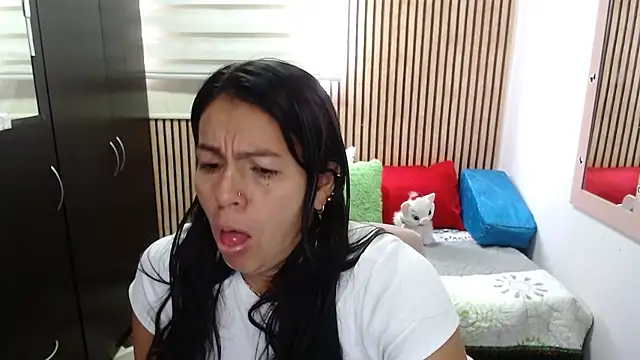 camilavargas  online show from 26, 5, 2026