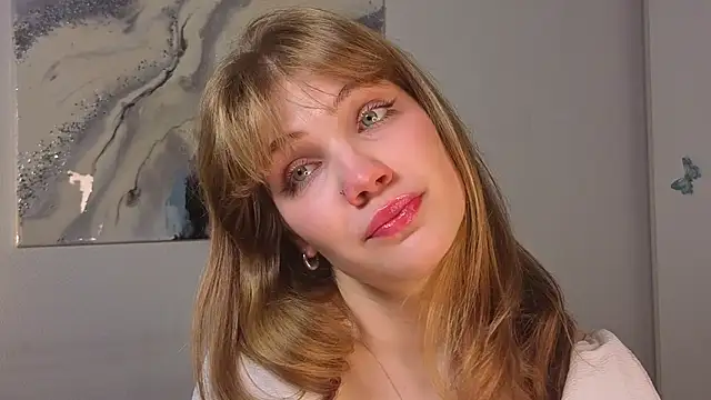 Snapshot of pienaple chatting on 4, 10, 2025 pienaple online show from 4, 10, 2025