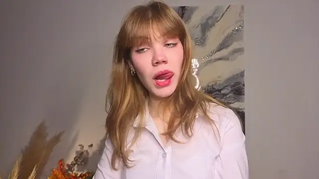 pienaple online show from 9, 11, 2025